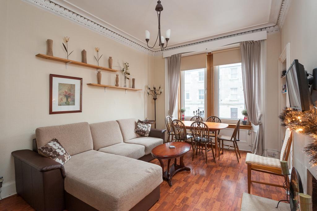 Pitt Street Apartment Beautiful Spacious Apartment Free Parking And Free Sanitizer Edinburgh Værelse billede