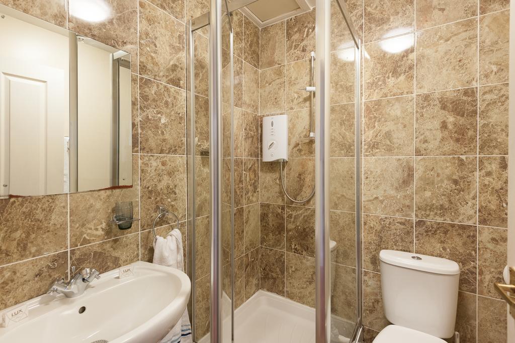 Pitt Street Apartment Beautiful Spacious Apartment Free Parking And Free Sanitizer Edinburgh Værelse billede