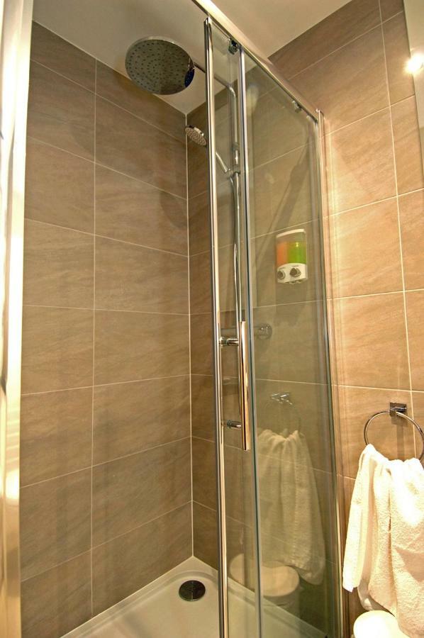 Pitt Street Apartment Beautiful Spacious Apartment Free Parking And Free Sanitizer Edinburgh Eksteriør billede